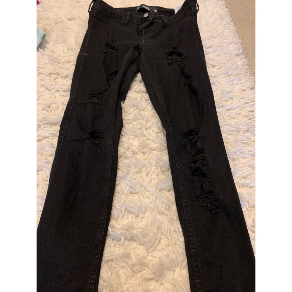 Abercrombie & Fitch black ripped skinny jeans